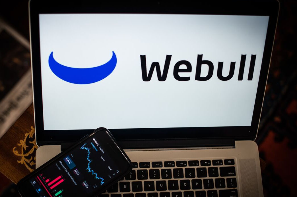 Webull