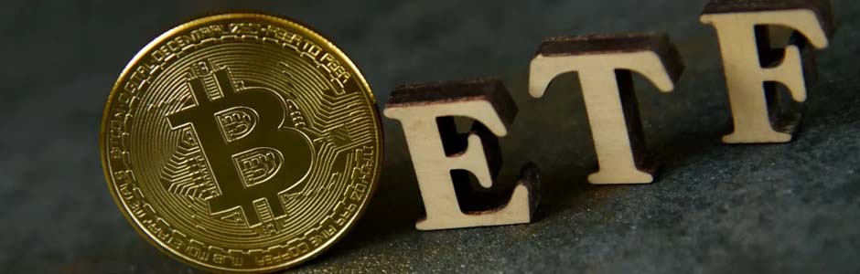 Big Money In Bitcoin ETFs! Top BTC ETF Benefits & Market Insights