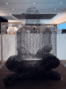 Iconic Satoshi Statue Hits NYSE, Cementing Bitcoin’s Place in Mainstream Finance